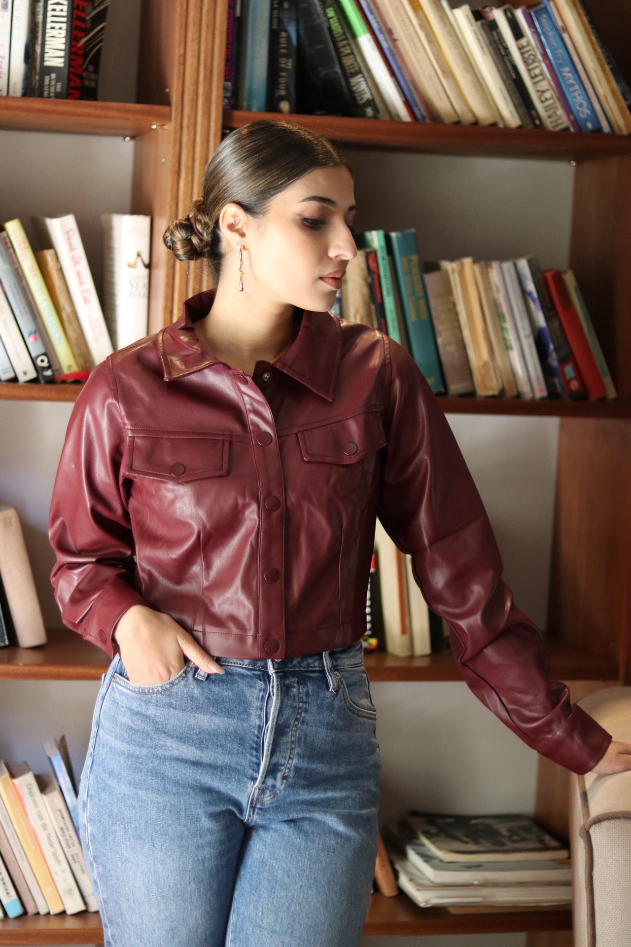Short leather jacket burgundy