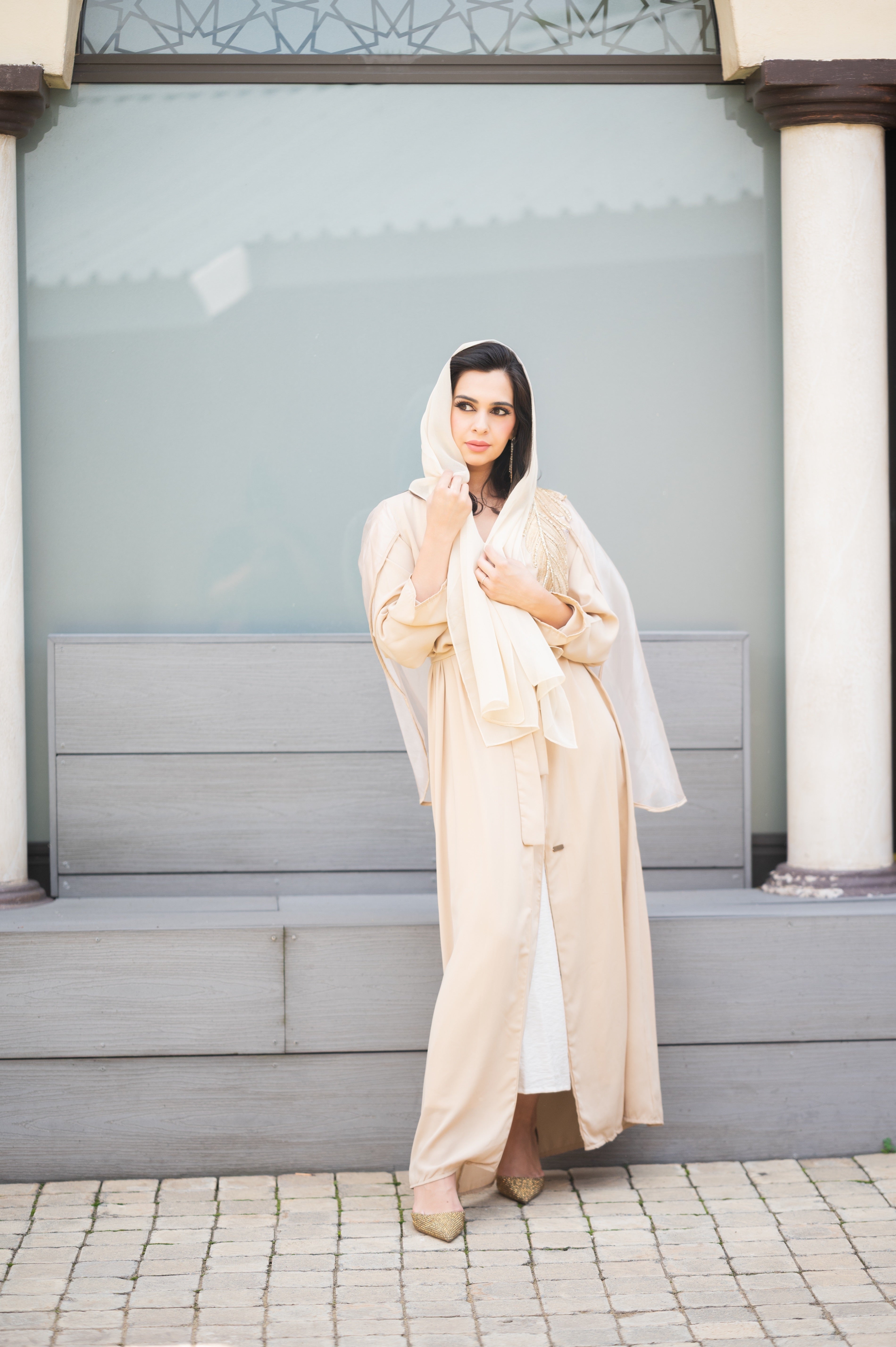 Abaya with big leaf detailing, beige