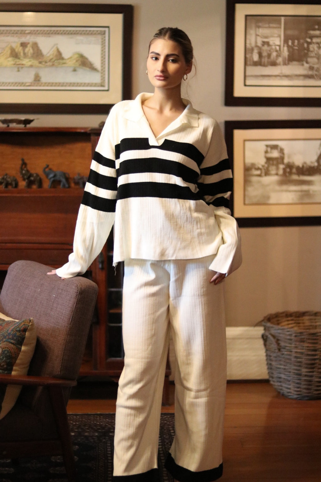 Collared Striped Top Tracksuit cream and black