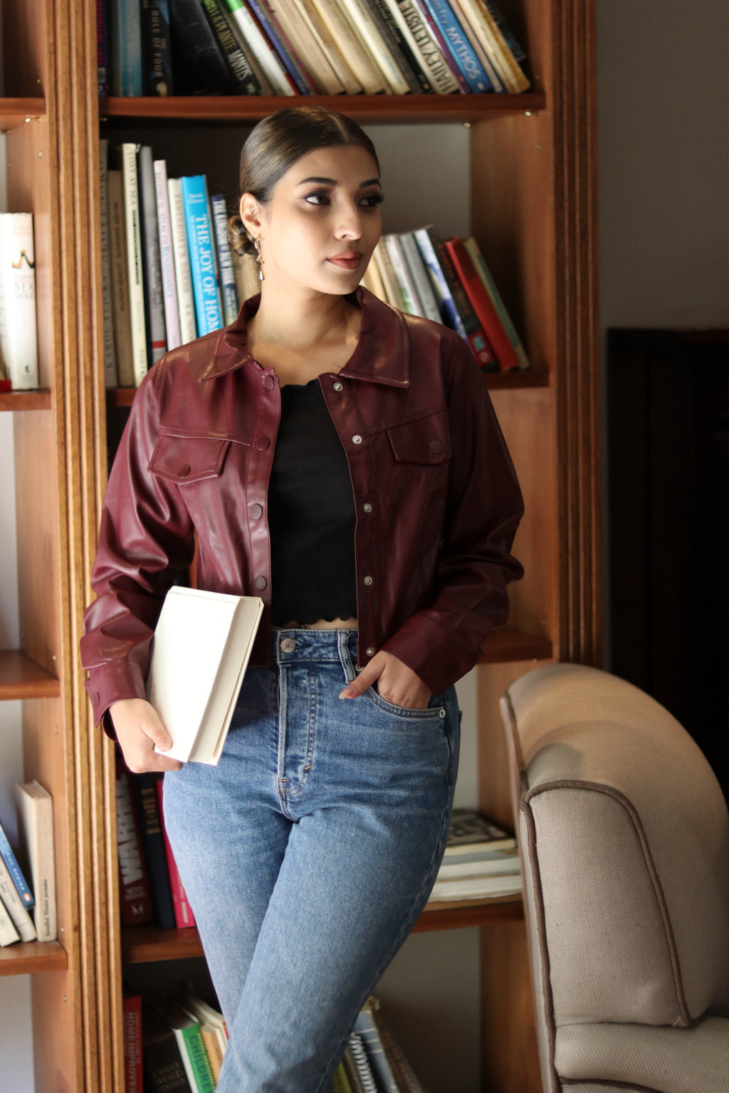 Short leather jacket burgundy