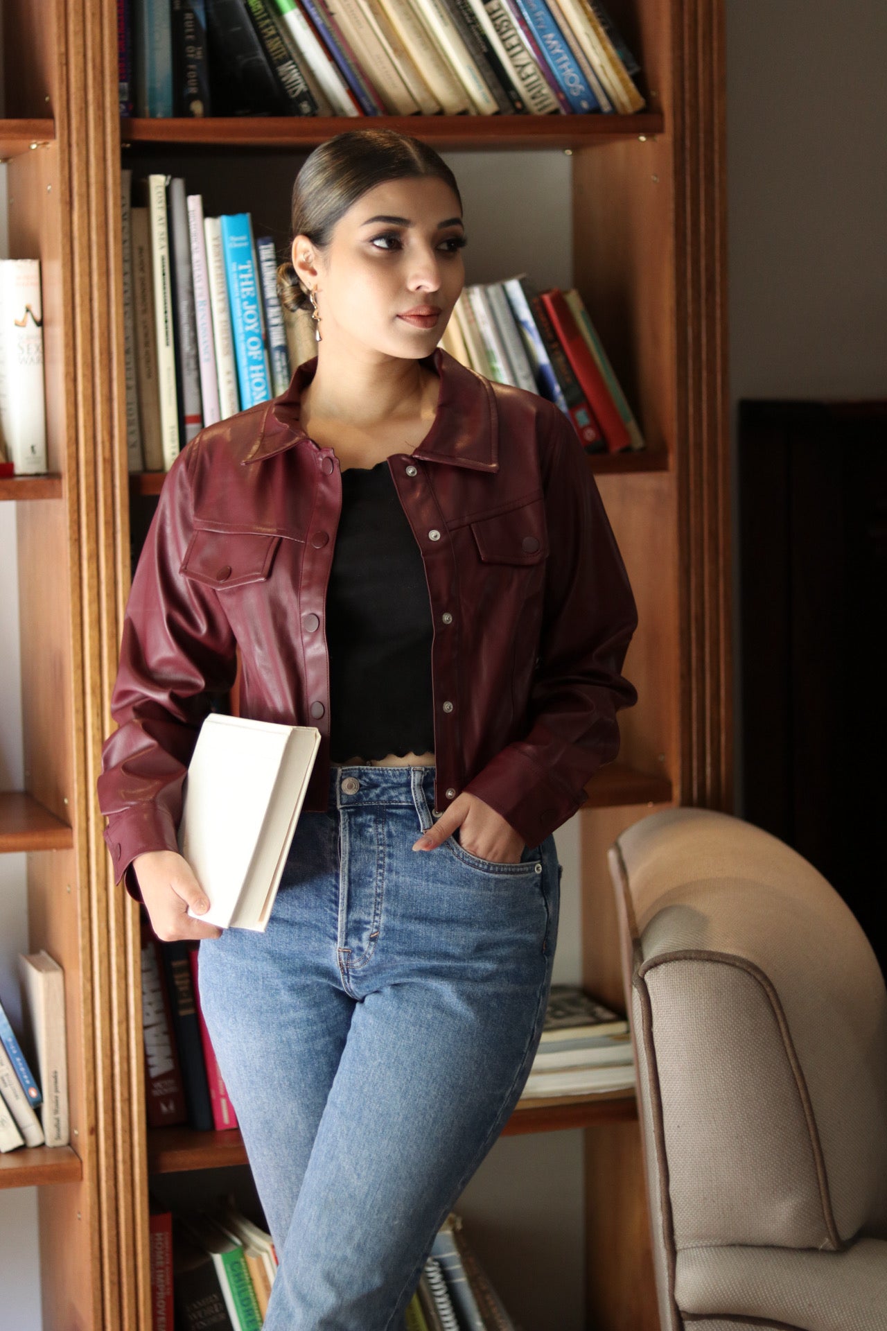 Short leather jacket burgundy