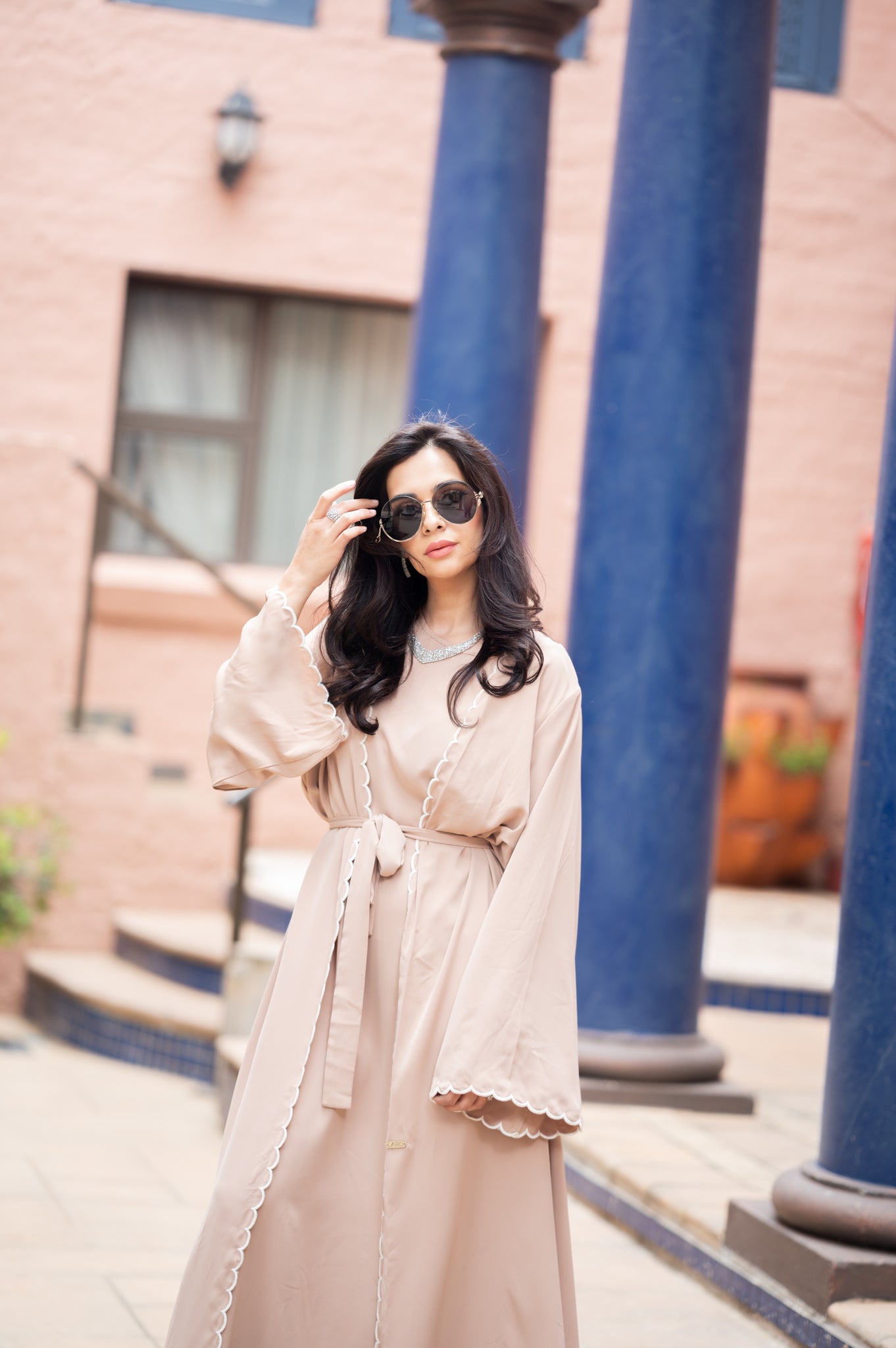 Mauve abaya with scalloped detail, inner included