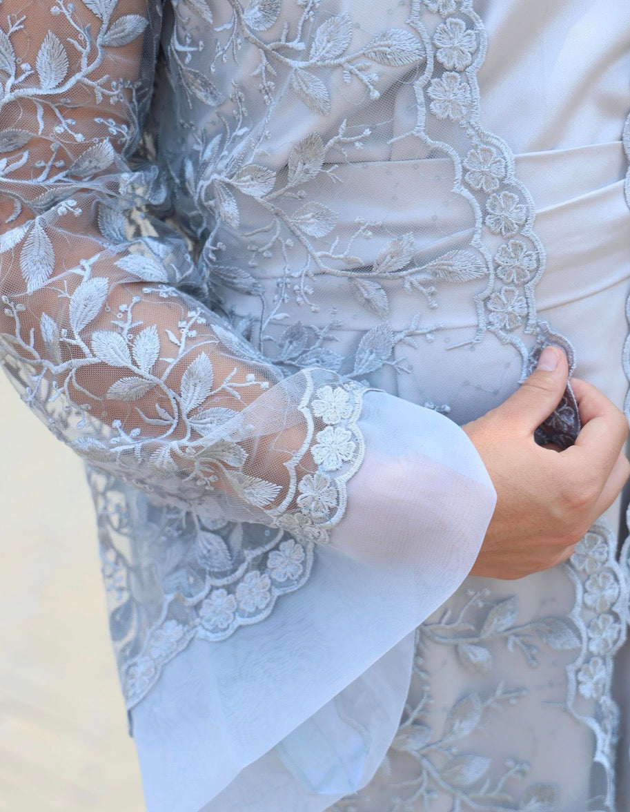 Silver Lace Abaya, incl. Inner