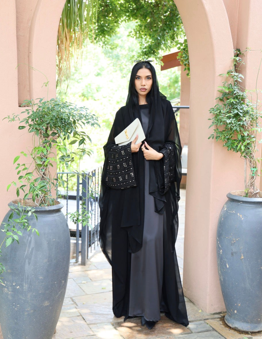 Black Mirror Abaya