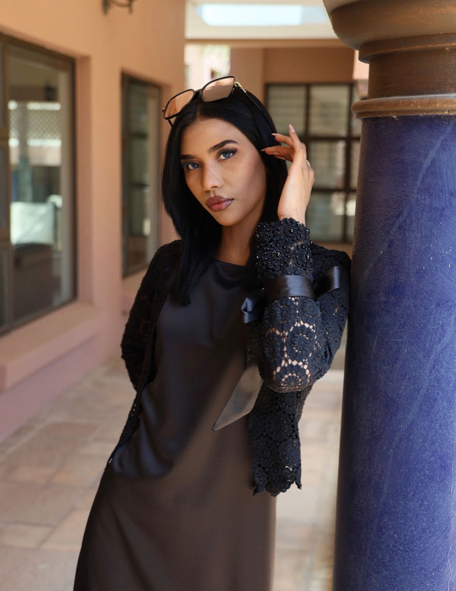 Jacket Lace Abaya with Beaded Sleeves incl. inner