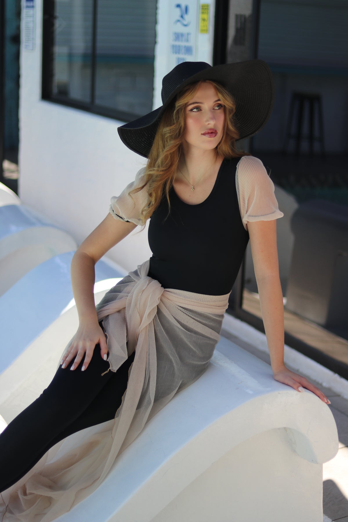 Pleated-Beige Net Short Bubble Sleeve with Sarong