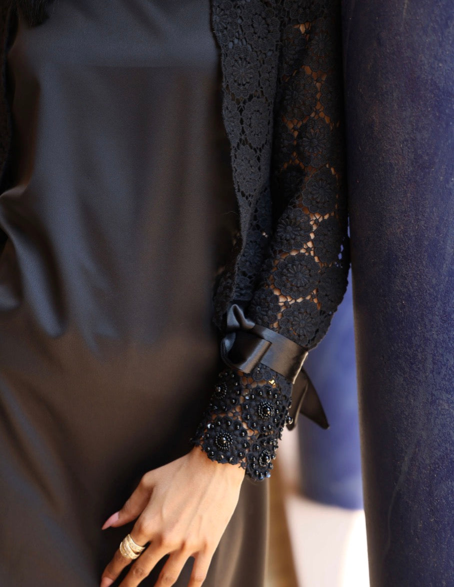 Jacket Lace Abaya with Beaded Sleeves incl. inner