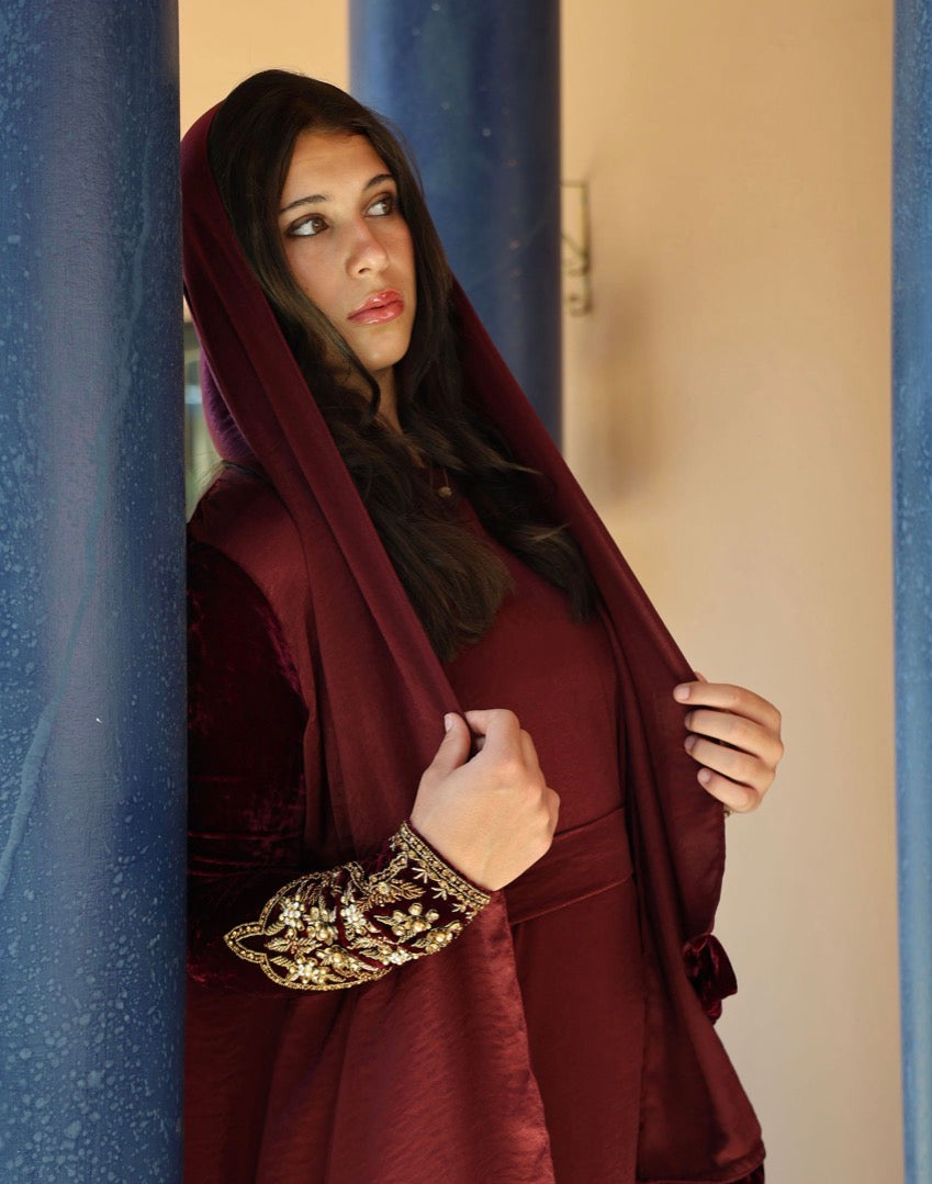 Burgundy velvet detailed Scarf