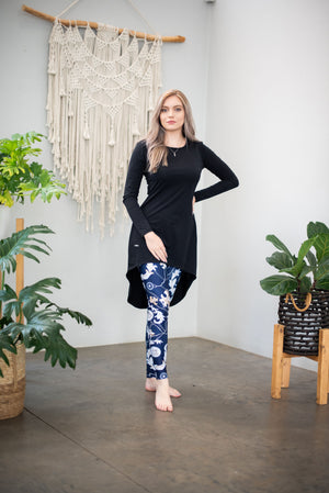 High Low with blue baroque legging